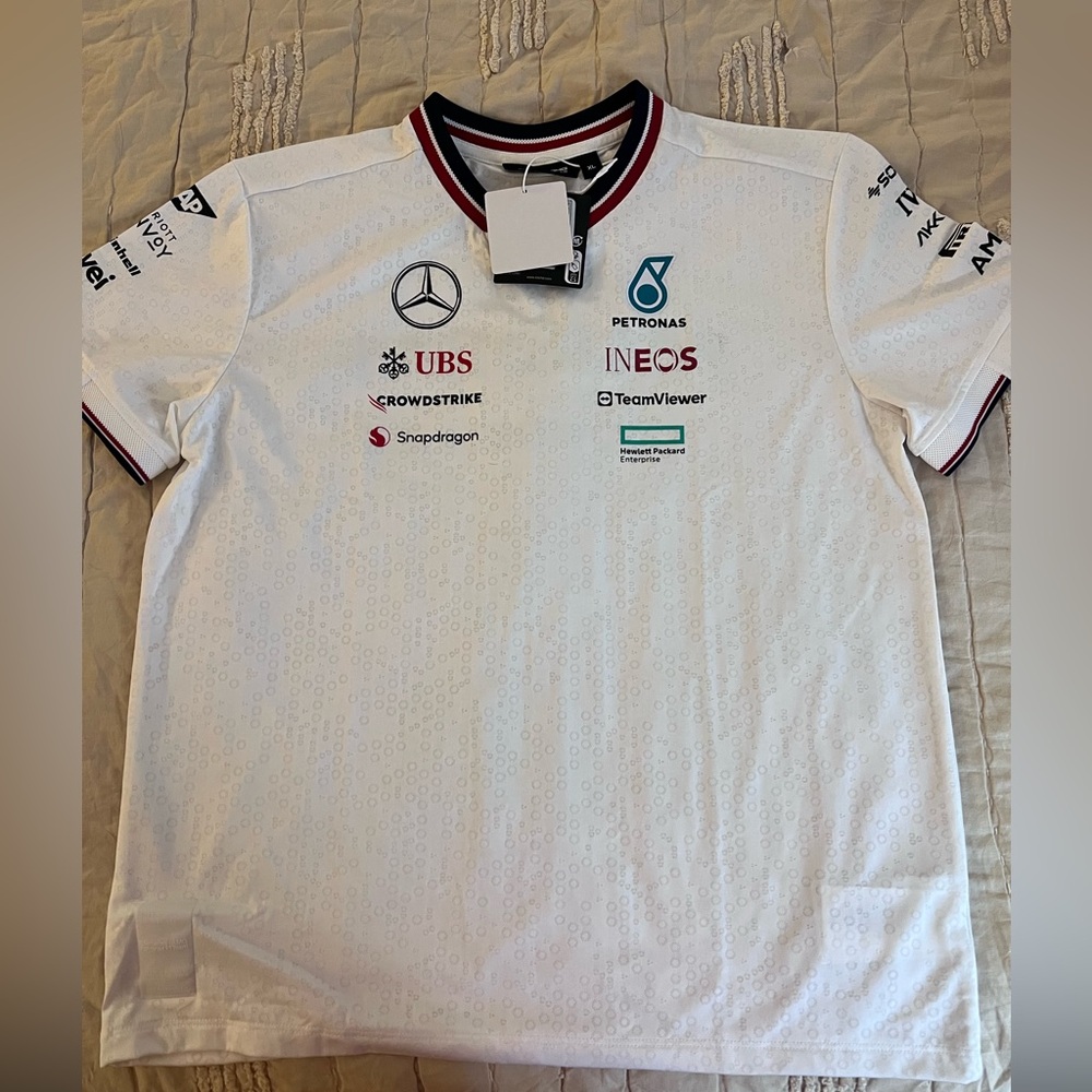 White F1 Mercedes - AMG Petronas Replica Team Driver T-shirt - NWT